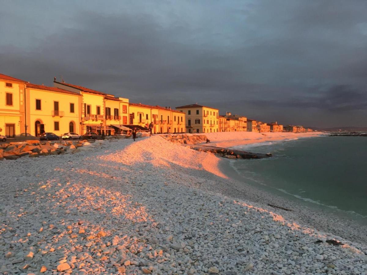 Villetta stile Liberty a Marina di Pisa Esterno foto